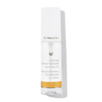 Dr. Hauschka Clarifying Intensive Treatment (up to age 25), specialised care for blemished skin during puberty Dr. Hauschka Clarifying Intensive Treatment (up to age 25)