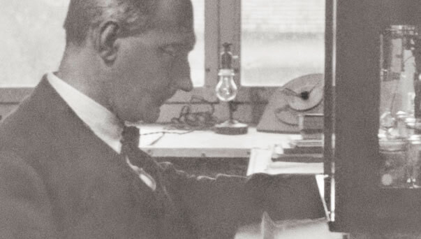 Dr. Rudolf Hauschka Dr. Rudolf Hauschka