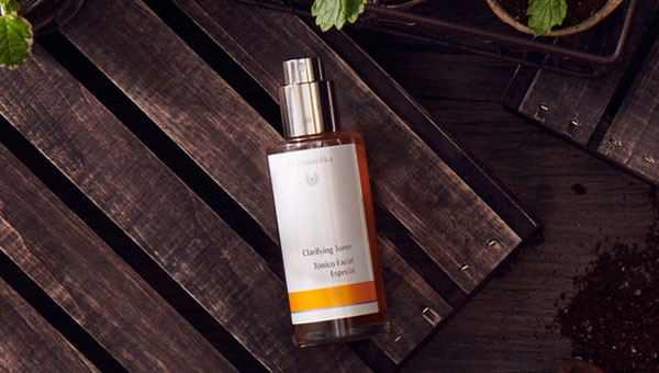 Banner-Small-Caring-For-Blemished-Skin Banner-Small-Caring-For-Blemished-Skin